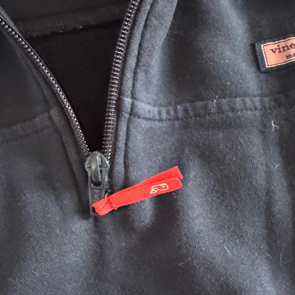 Vineyard Vines Navy and White Sweatshirt - Picture 7 of 9